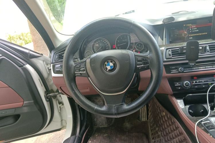 Used BMW 5 Series 2014 528Li Leading Model Steering Wheel
