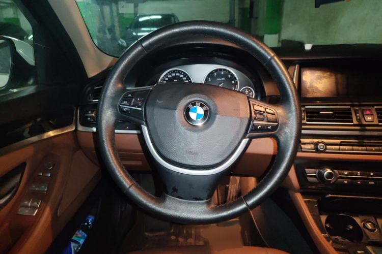 Used BMW 5 Series 2014 520Li Elegant Model Steering Wheel