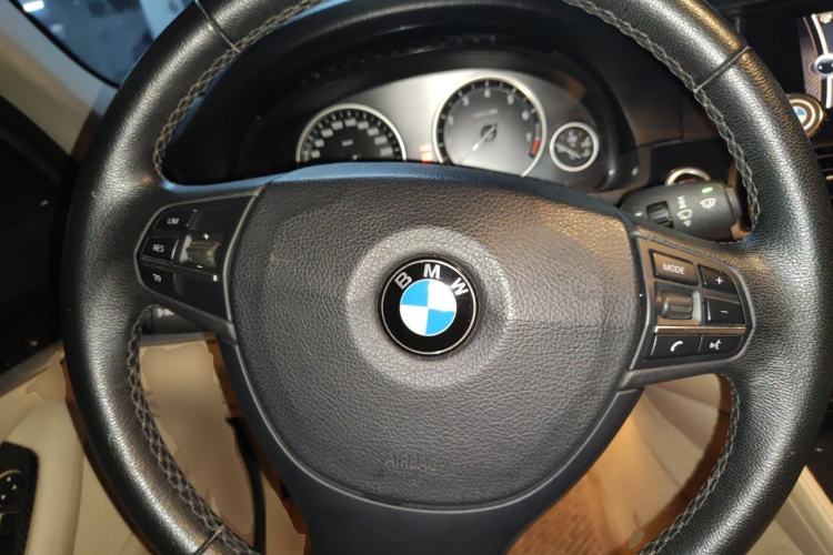 Used BMW 5 Series 2014 520Li Elegant Model Steering Wheel