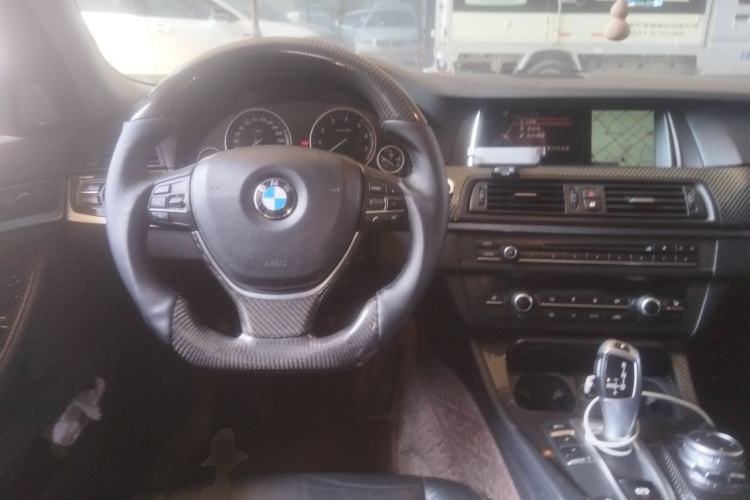 Used BMW 5 Series 2014 525Li Luxury Design Package Steering Wheel