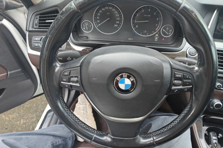 Used BMW 5 Series 2014 525Li Luxury Design Package Steering Wheel