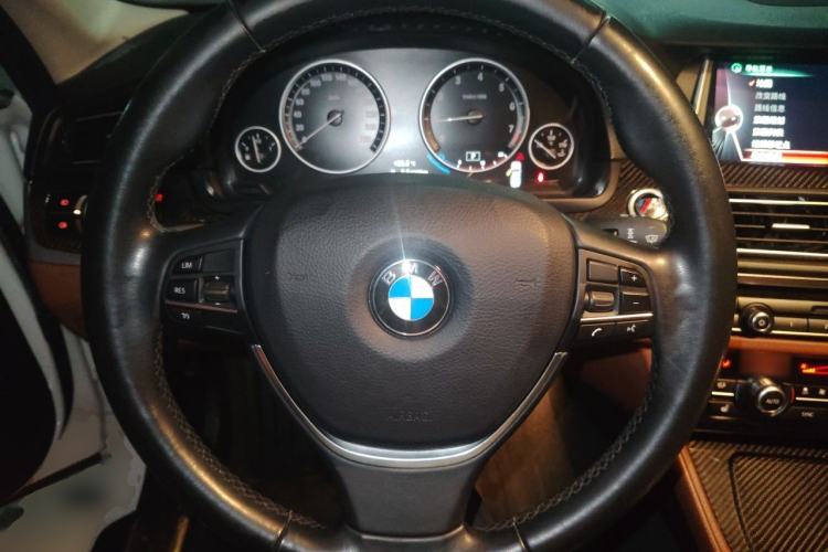 Used BMW 5 Series 2014 528Li Leading Model Steering Wheel