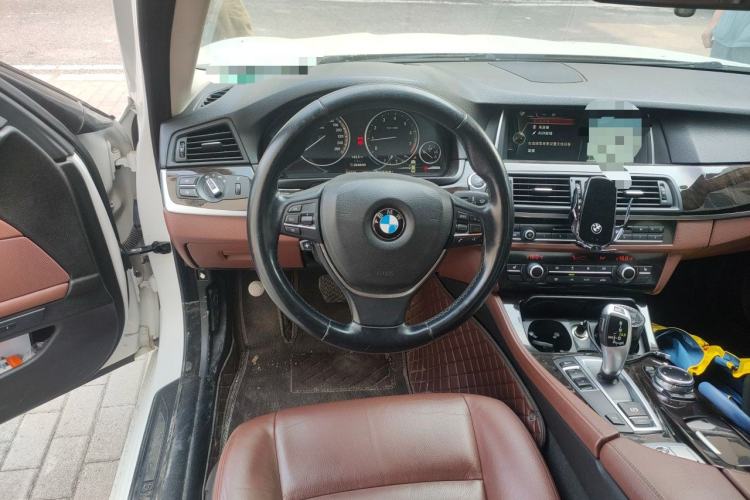 Used BMW 5 Series 2014 528Li Leading Model Steering Wheel