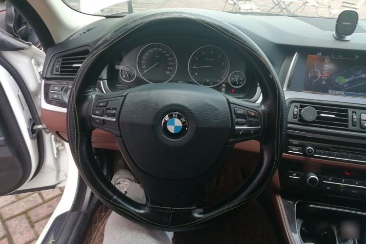 Used BMW 5 Series 2014 525Li Leading Model Steering Wheel