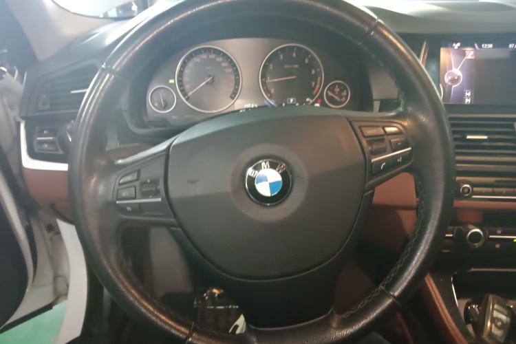 Used BMW 5 Series 2014 520Li Elegant Model Steering Wheel
