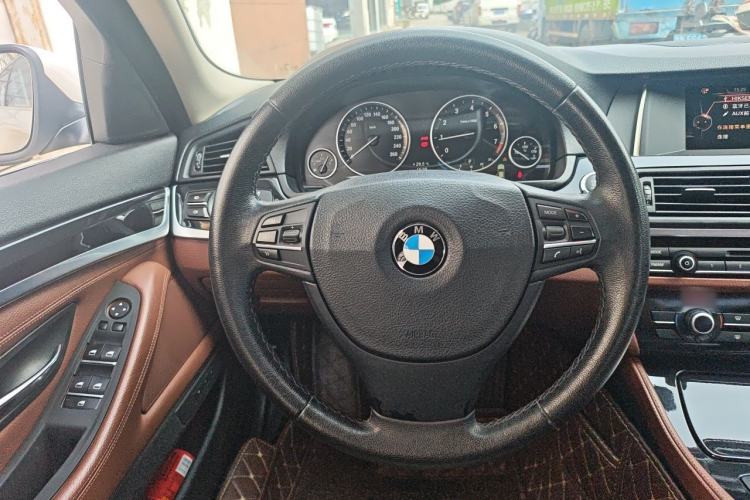Used BMW 5 Series 2014 520Li Elegant Model Steering Wheel