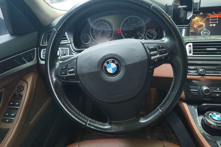 Used BMW 5 Series 2014 520Li Elegant Model Steering Wheel