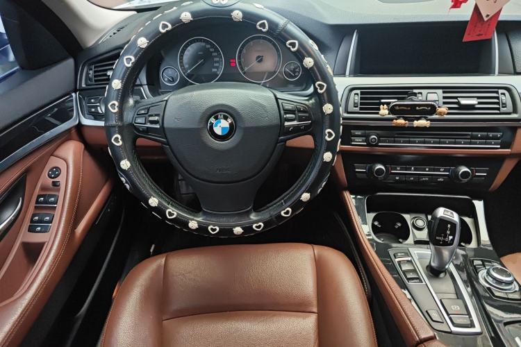 Used BMW 5 Series 2014 520i Elegant Edition Steering Wheel
