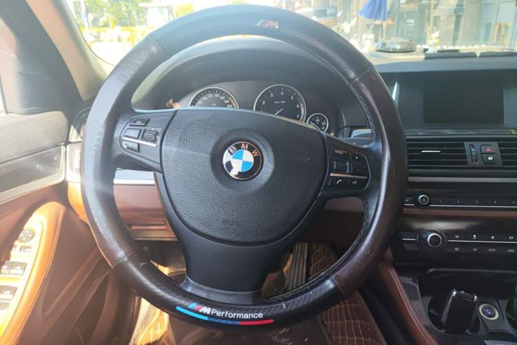 Used BMW 5 Series 2014 520Li Elegant Model Steering Wheel