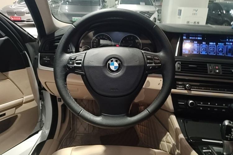 Used BMW 5 Series 2014 520Li Elegant Model Steering Wheel