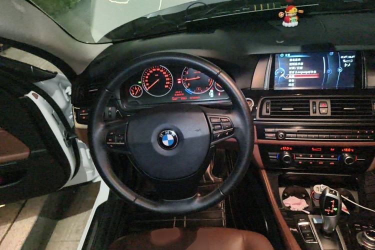 Used BMW 5 Series 2014 520Li Elegant Model Steering Wheel