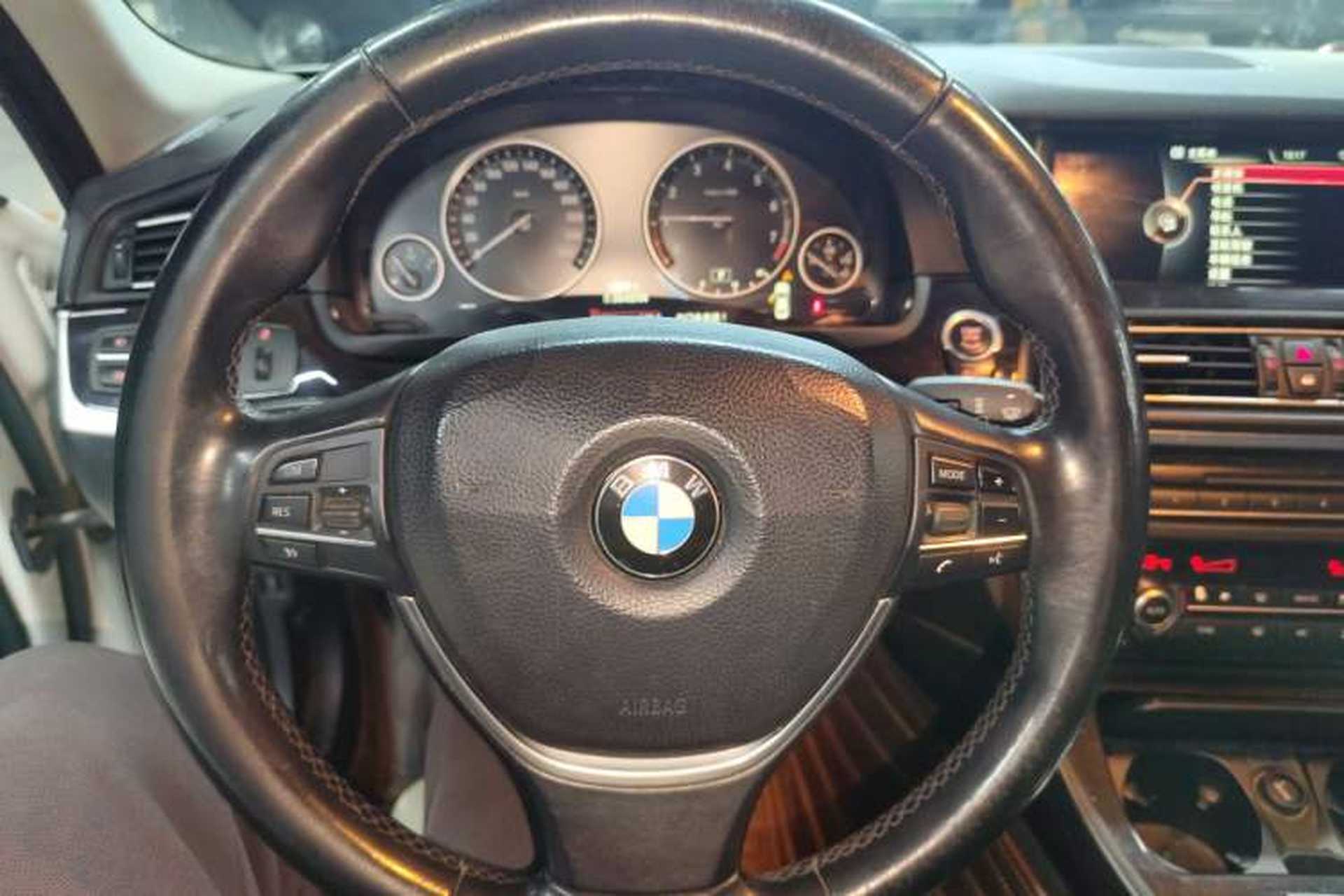 Used BMW 5 Series 2014 528Li Leading Model Steering Wheel