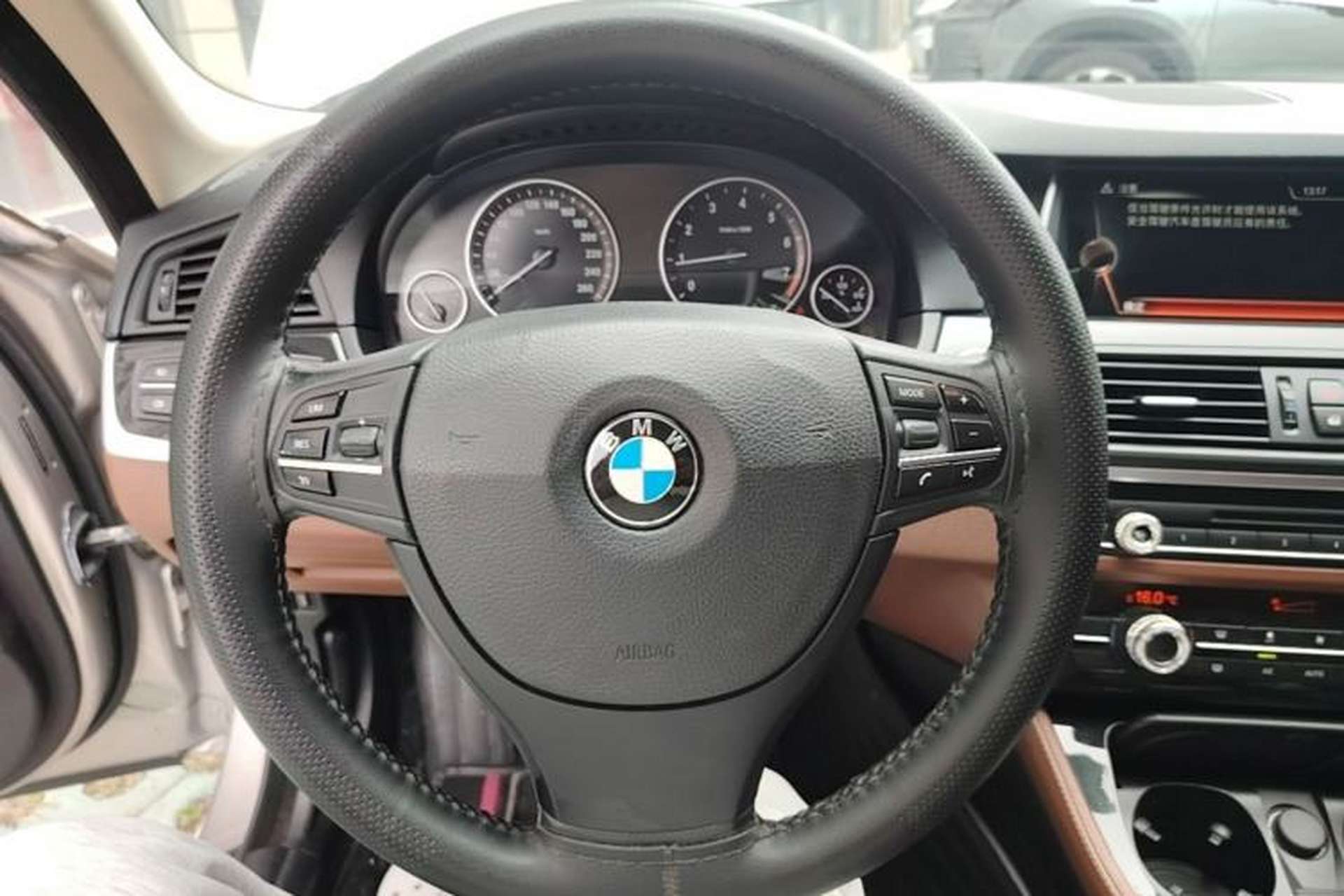 Used BMW 5 Series 2014 520Li Elegant Model Steering Wheel