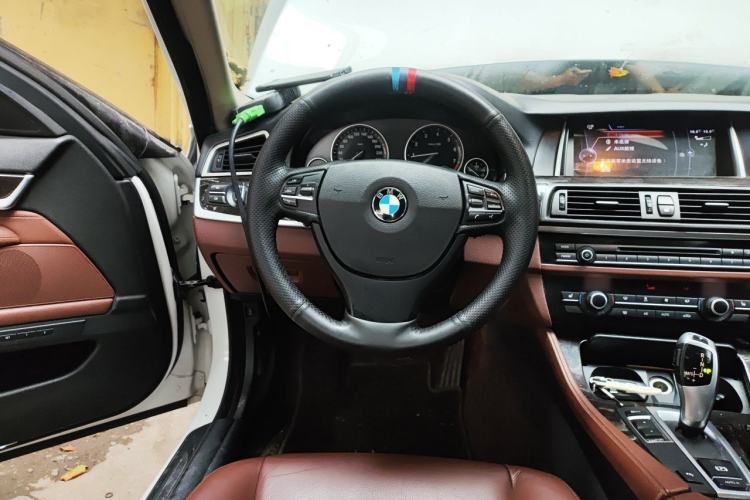 Used BMW 5 Series 2014 525Li Leading Model Steering Wheel