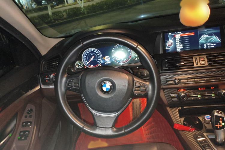 Used BMW 5 Series 2014 525Li Luxury Design Package Steering Wheel