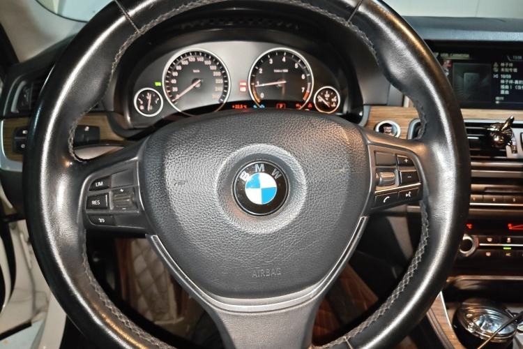 Used BMW 5 Series 2014 525Li Fashion Design Package Steering Wheel