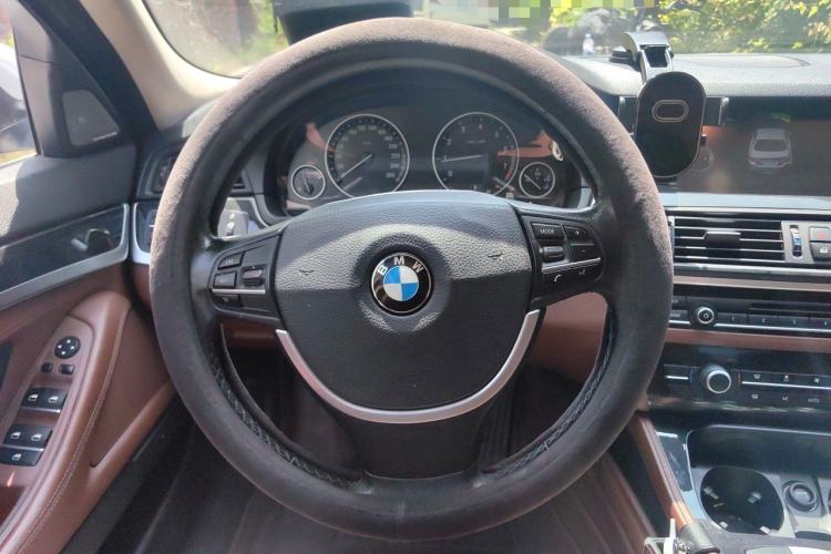 Used BMW 5 Series 2014 520Li Elegant Model Steering Wheel