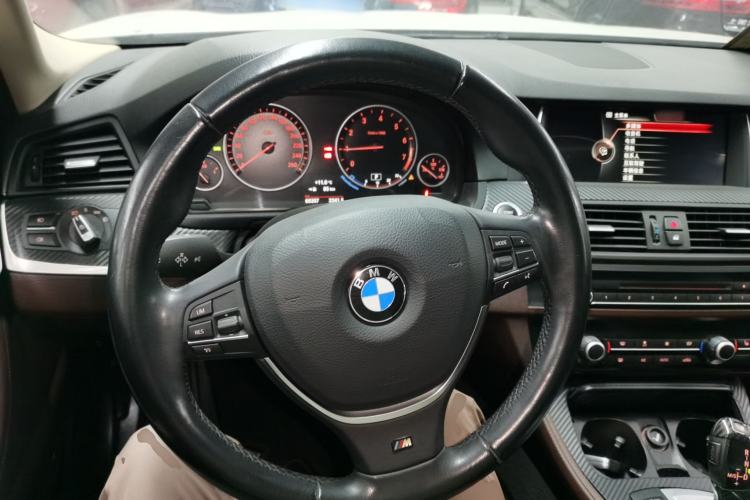Used BMW 5 Series 2014 525Li Luxury Design Package Steering Wheel