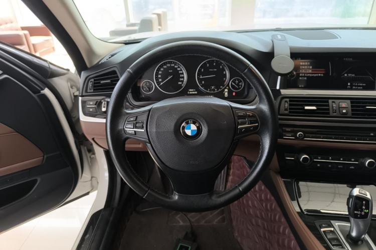 Used BMW 5 Series 2014 520Li Elegant Model Steering Wheel