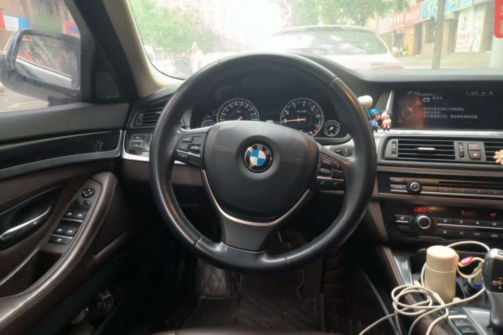 Used BMW 5 Series 2014 525Li Luxury Design Package Steering Wheel