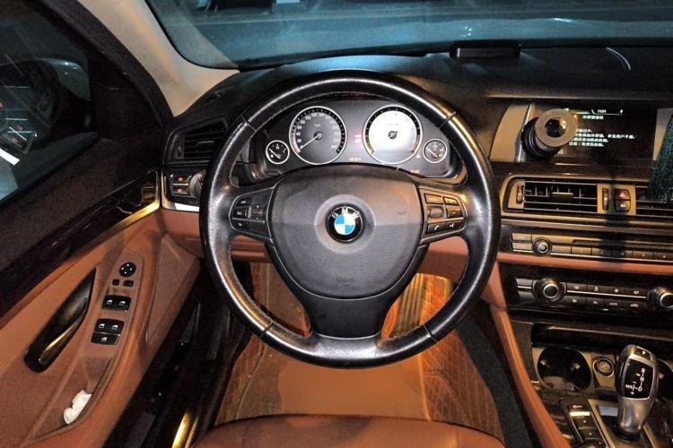Used BMW 5 Series 2014 520Li Elegant Model Steering Wheel