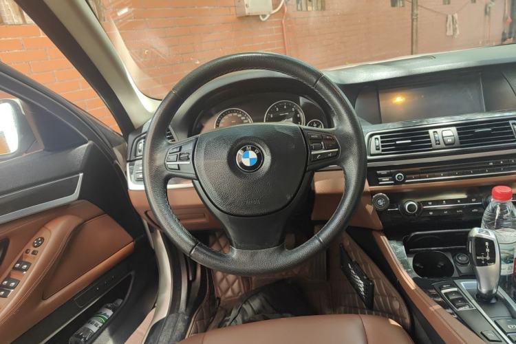 Used BMW 5 Series 2014 520Li Elegant Model Steering Wheel