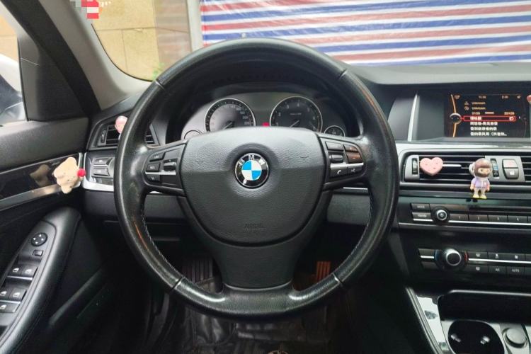 Used BMW 5 Series 2014 520i Elegant Edition Steering Wheel