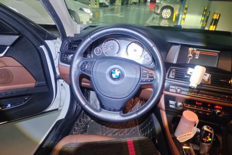 Used BMW 5 Series 2014 520Li Elegant Model Steering Wheel