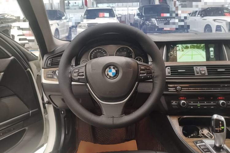 Used BMW 5 Series 2014 525Li Fashion Design Package Steering Wheel