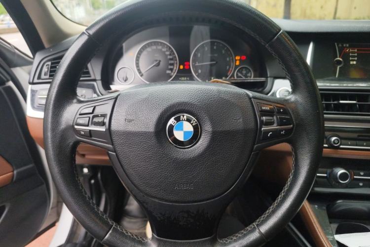 Used BMW 5 Series 2014 520Li Elegant Model Steering Wheel