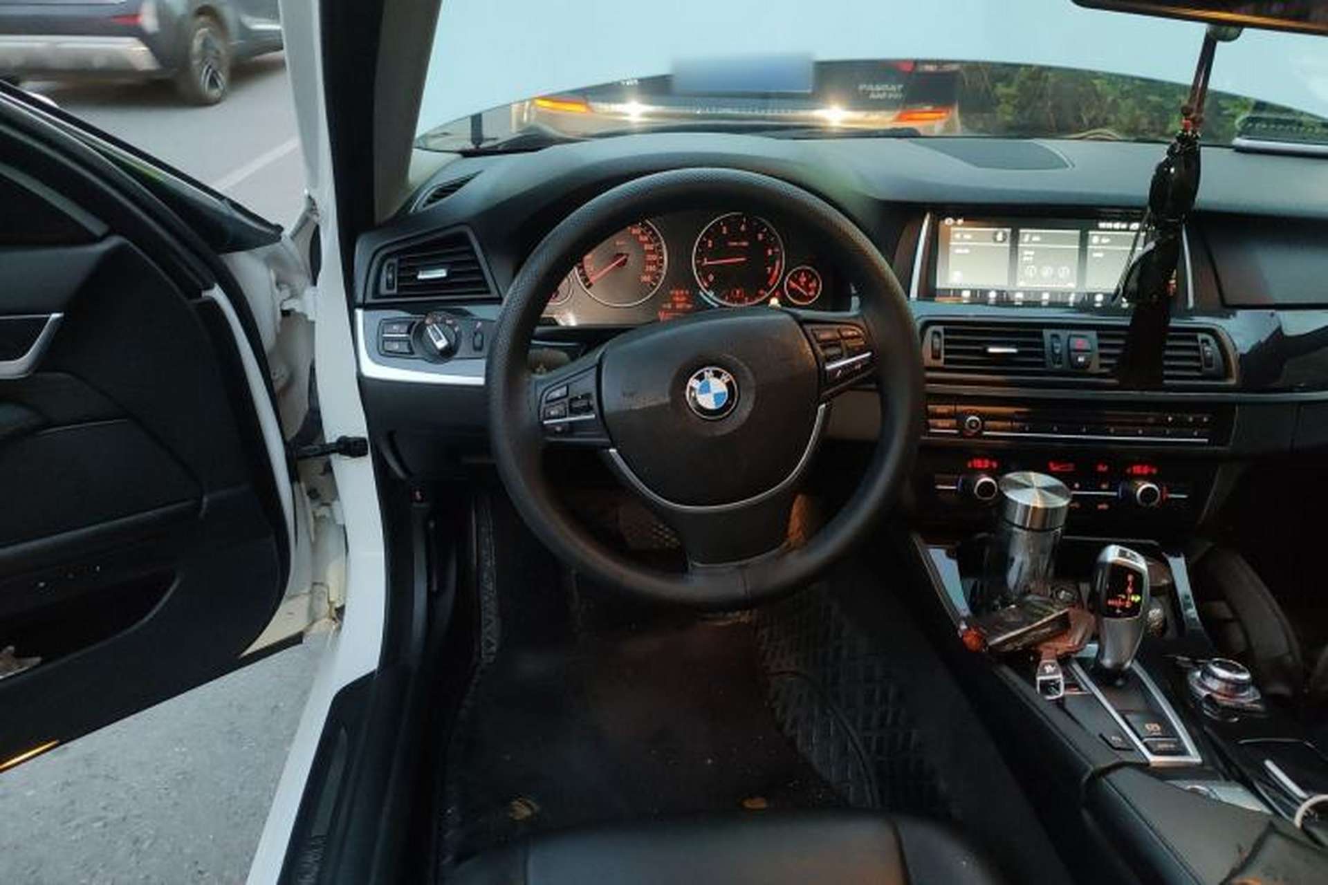 Used BMW 5 Series 2014 520Li Elegant Model Steering Wheel