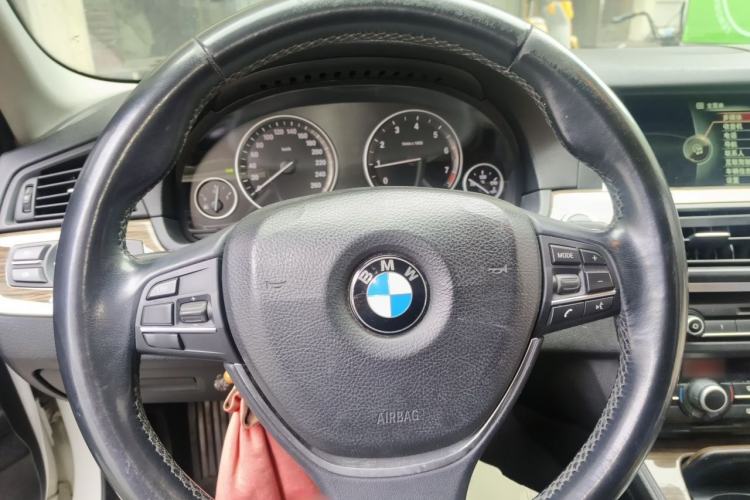 Used BMW 5 Series 2014 525Li Fashion Design Package Steering Wheel