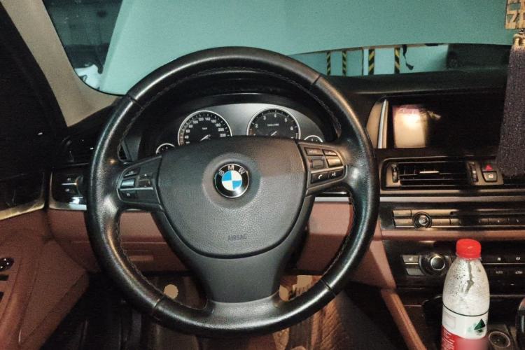 Used BMW 5 Series 2014 525Li Leading Model Steering Wheel