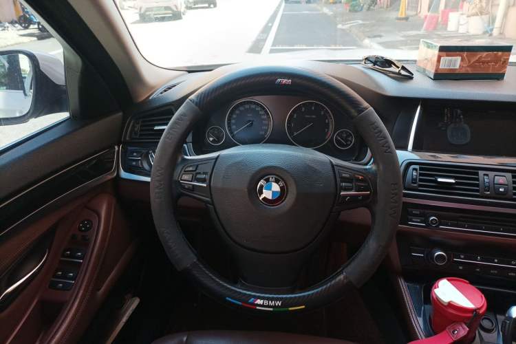 Used BMW 5 Series 2014 520Li Elegant Model Steering Wheel