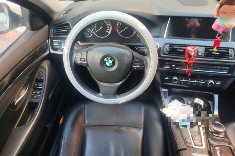 Used BMW 5 Series 2014 528Li Leading Model Steering Wheel