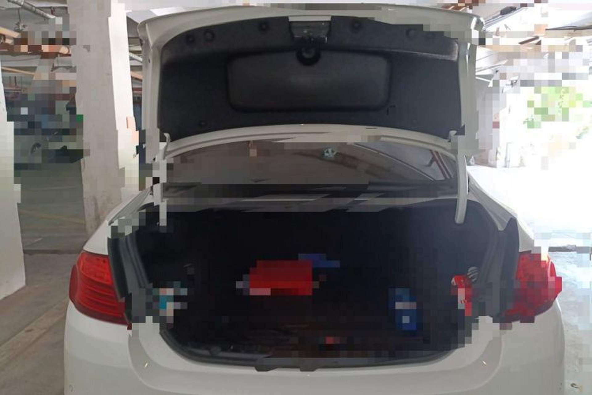 Used BMW 5 Series 2014 525Li Leading Model Trunk