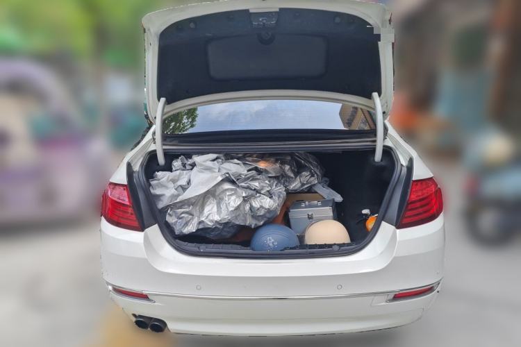 Used BMW 5 Series 2014 525Li Luxury Design Package Trunk
