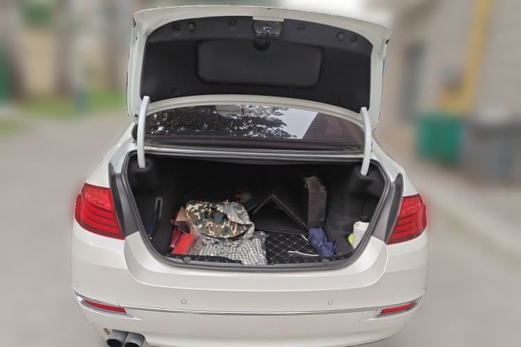 Used BMW 5 Series 2014 525Li Luxury Design Package Trunk