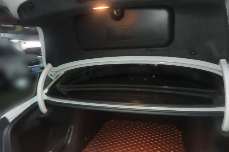 Used BMW 5 Series 2014 525Li Luxury Design Package Trunk
