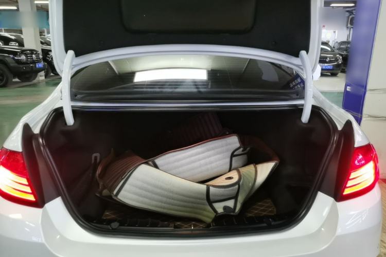 Used BMW 5 Series 2014 525Li Luxury Design Package Trunk