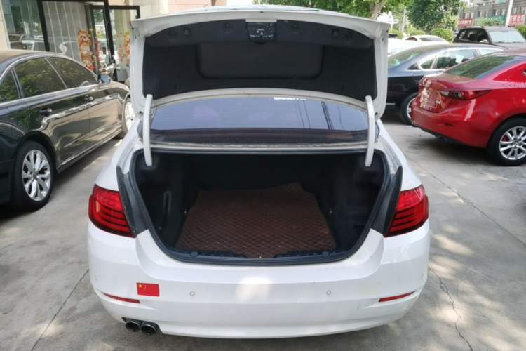 Used BMW 5 Series 2014 520Li Elegant Model Trunk