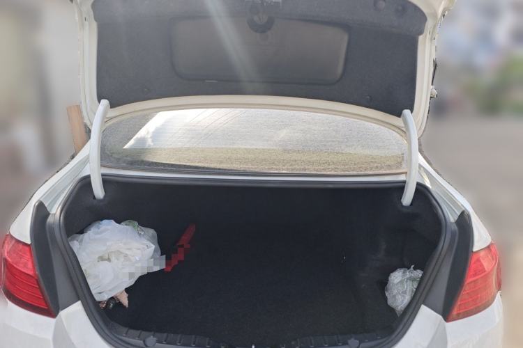 Used BMW 5 Series 2014 525Li Luxury Design Package Trunk