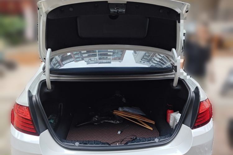 Used BMW 5 Series 2014 525Li Luxury Design Package Trunk