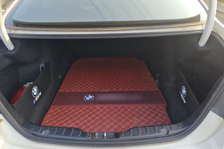 Used BMW 5 Series 2014 525Li Luxury Design Package Trunk