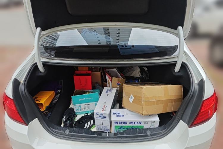 Used BMW 5 Series 2014 525Li Luxury Design Package Trunk