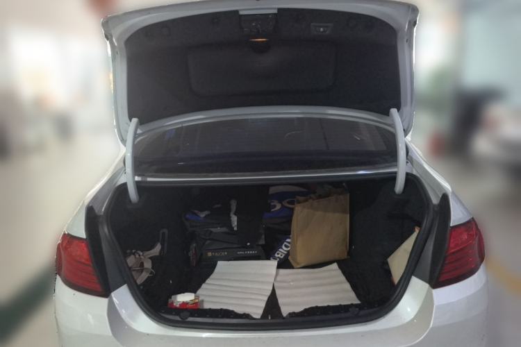 Used BMW 5 Series 2014 535Li Leading Model Trunk
