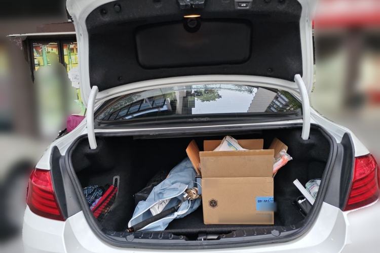 Used BMW 5 Series 2014 520Li Elegant Model Trunk