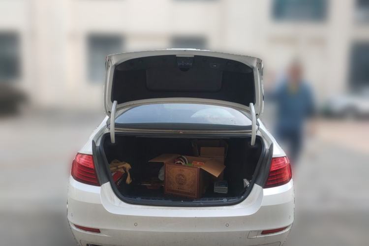 Used BMW 5 Series 2014 528Li Leading Model Trunk