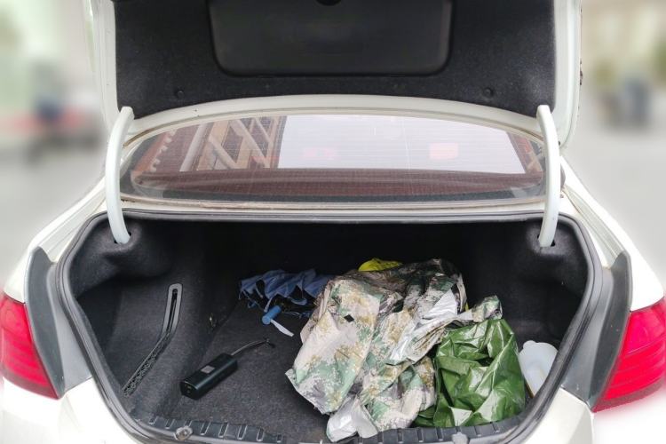 Used BMW 5 Series 2014 525Li Luxury Design Package Trunk