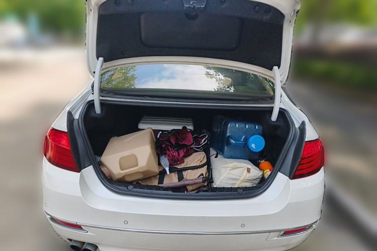 Used BMW 5 Series 2014 525Li Luxury Design Package Trunk
